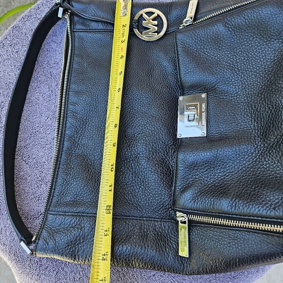 Michael kors shoulder bag - Picture 9 of 13